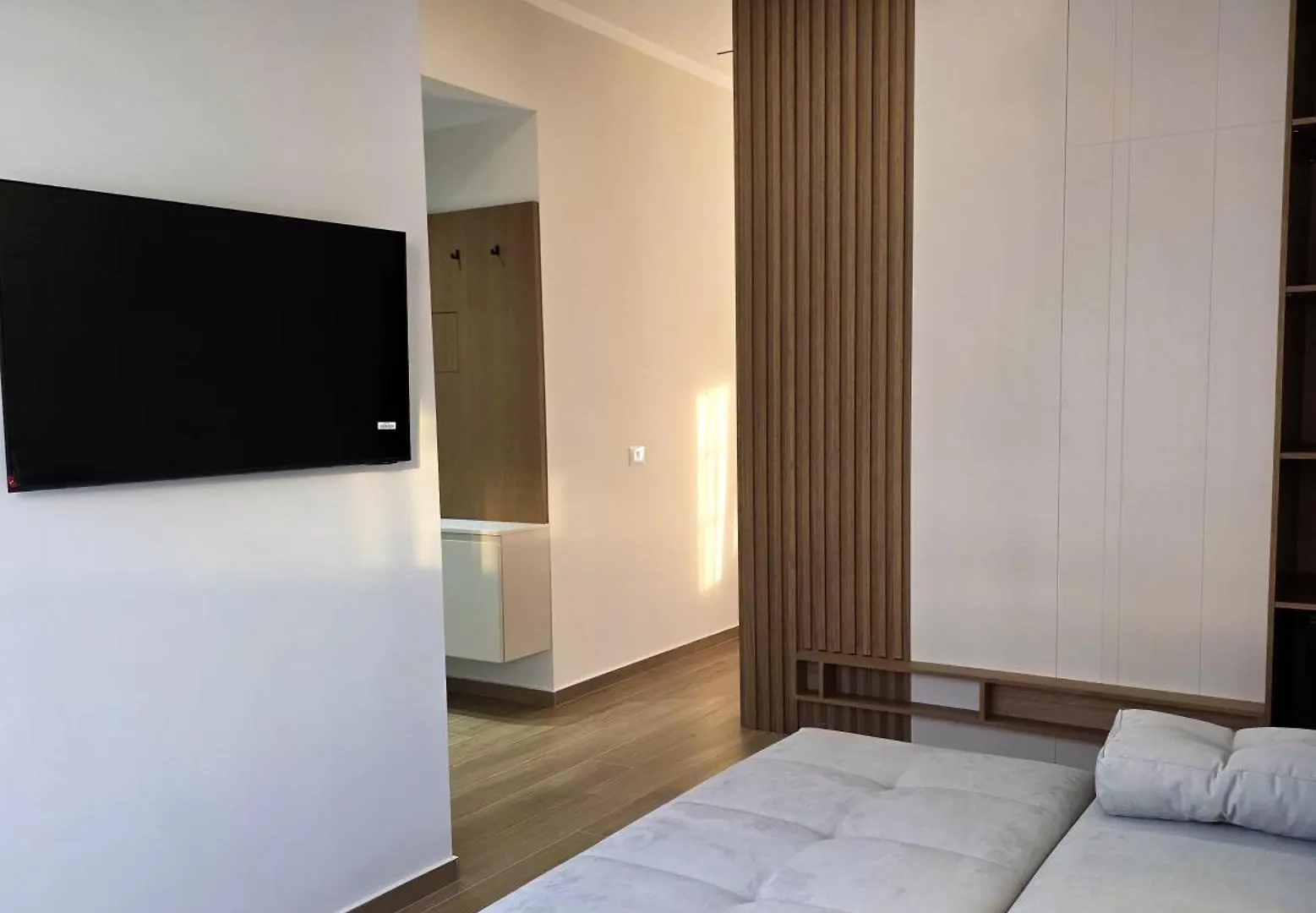 Villa Safira Dıraç 0*,  Arnavutluk