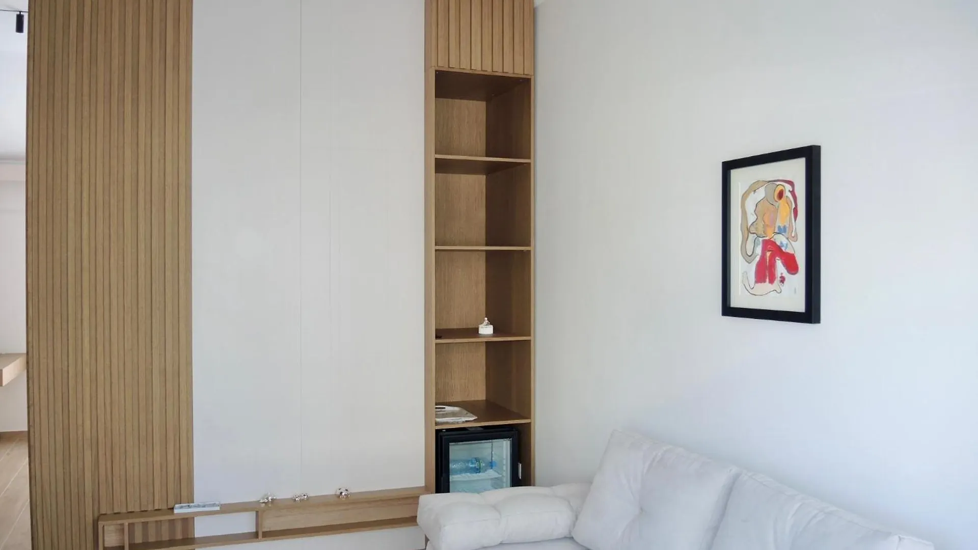 Villa Safira Dıraç 0*,  Arnavutluk