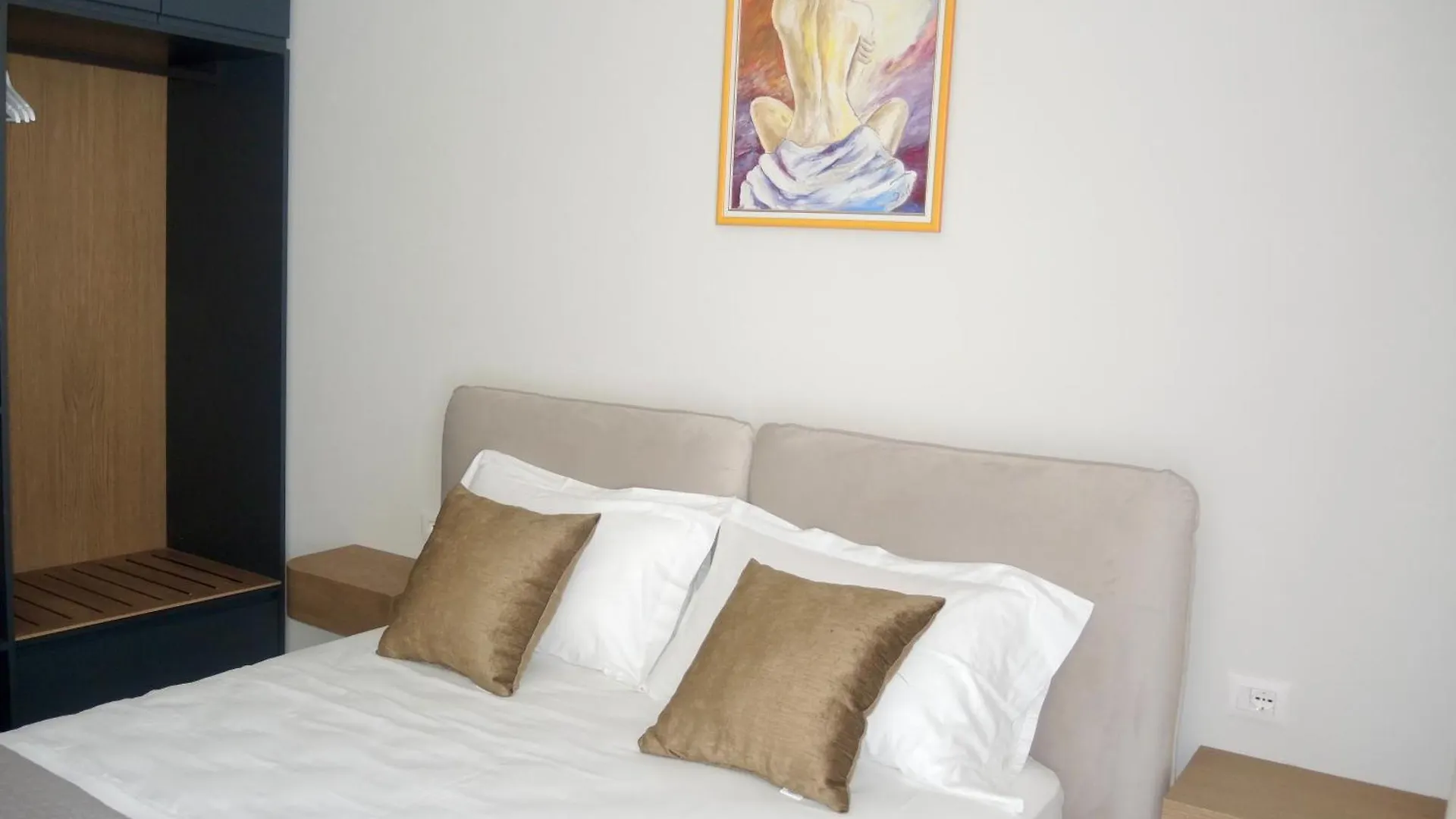 Villa Safira Dıraç Apart Otel