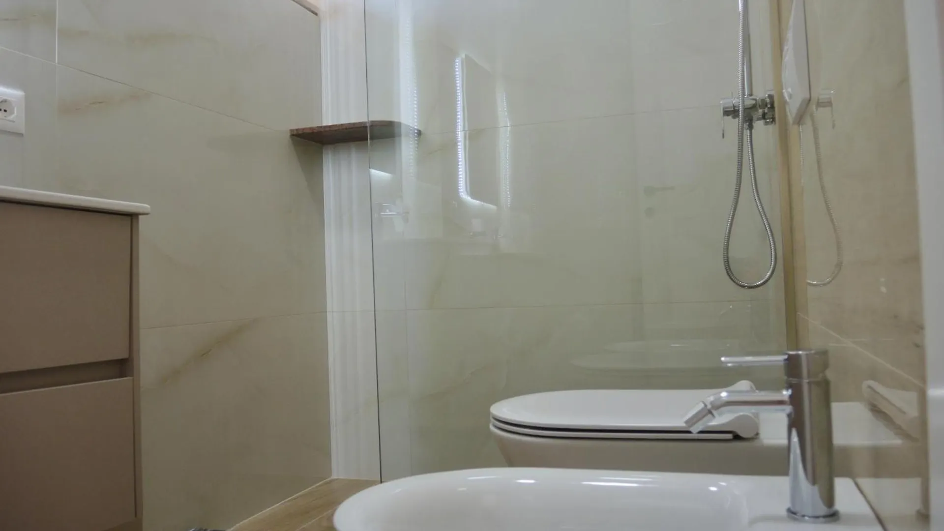 Villa Safira Dıraç Apart Otel